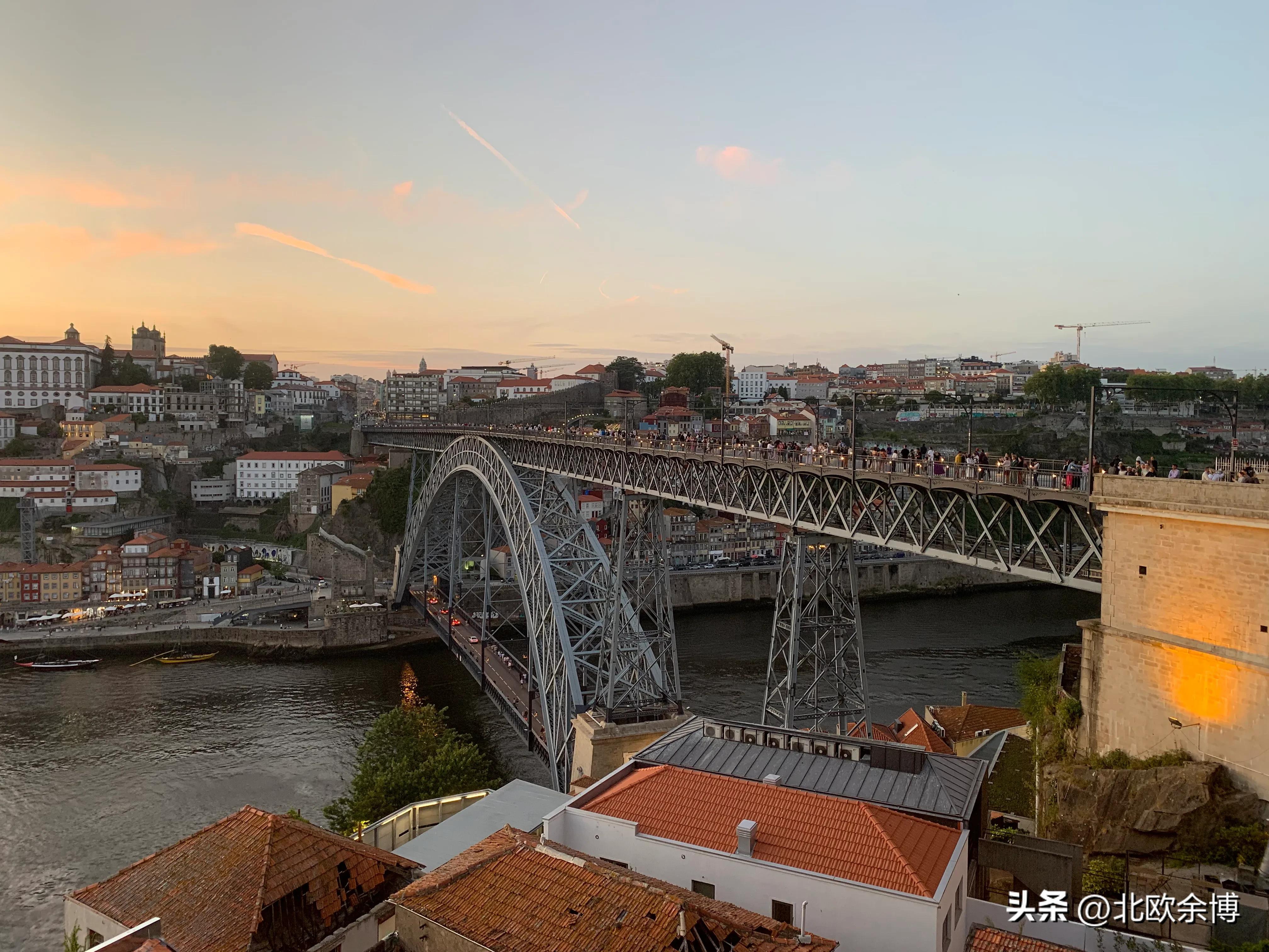 波尔图：葡萄牙最大的港口、波特酒的故乡-第11张图片-ZBLOG