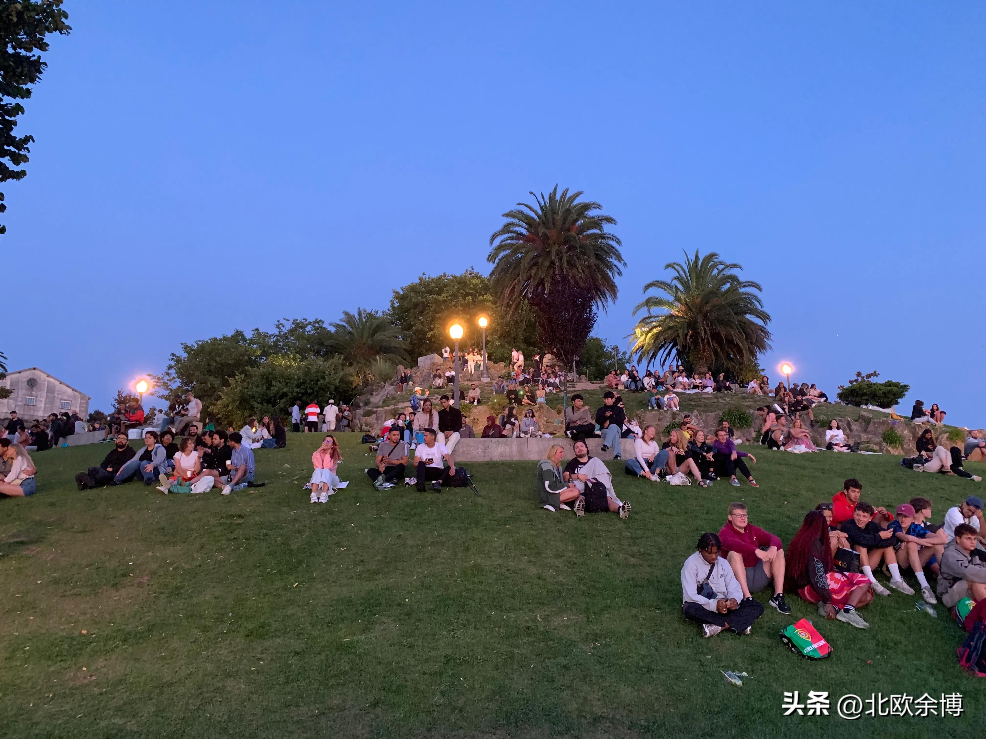 波尔图：葡萄牙最大的港口、波特酒的故乡-第13张图片-ZBLOG