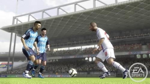 EA正式公布《FIFA10》新增全新系统-第7张图片-ZBLOG